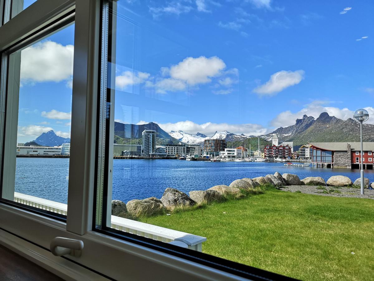 Rorbuene Svolvaer Havn Villa Exterior foto