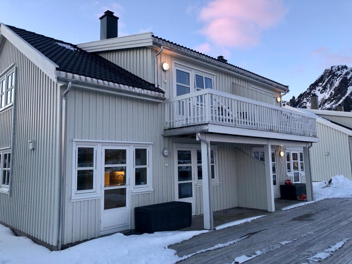 Rorbuene Svolvaer Havn Villa Exterior foto